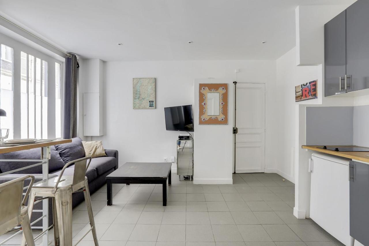 170 Suite Angouleme Large Duplex Style Apt With1 Bdr Paris Central Экстерьер фото